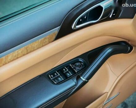 Порше Каен, объемом двигателя 3 л и пробегом 175 тыс. км за 39900 $, фото 25 на Automoto.ua