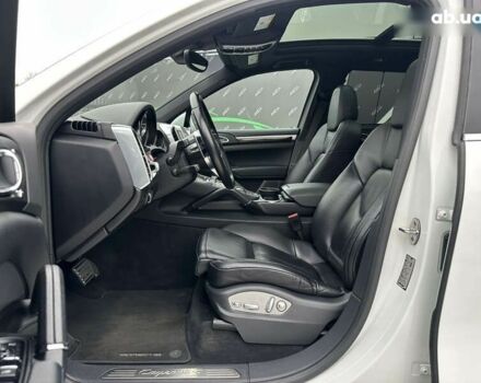 Порше Каен, объемом двигателя 3.6 л и пробегом 62 тыс. км за 29999 $, фото 6 на Automoto.ua