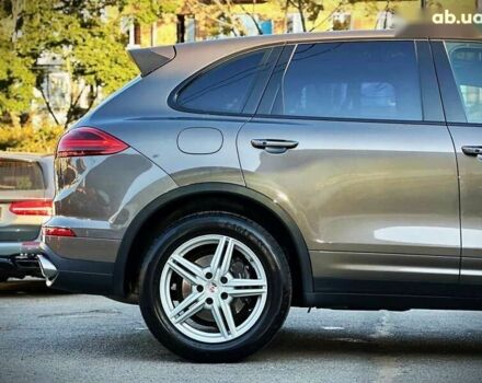 Порше Каен, объемом двигателя 3 л и пробегом 175 тыс. км за 39900 $, фото 10 на Automoto.ua