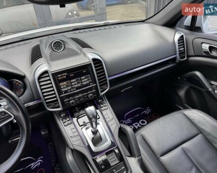 Порше Каен, объемом двигателя 3.6 л и пробегом 114 тыс. км за 27900 $, фото 22 на Automoto.ua
