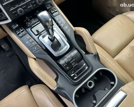 Порше Каен, объемом двигателя 3 л и пробегом 313 тыс. км за 31999 $, фото 18 на Automoto.ua