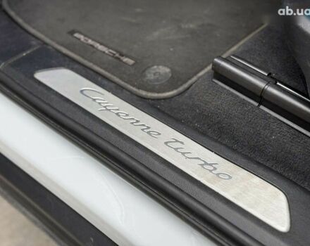 Порше Каен, объемом двигателя 4 л и пробегом 52 тыс. км за 79000 $, фото 28 на Automoto.ua