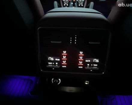 Порше Каен, объемом двигателя 3 л и пробегом 84 тыс. км за 61000 $, фото 16 на Automoto.ua