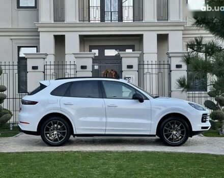 Порше Каен, объемом двигателя 3 л и пробегом 39 тыс. км за 55000 $, фото 18 на Automoto.ua