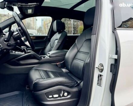 Порше Cayenne, об'ємом двигуна 3 л та пробігом 90 тис. км за 49999 $, фото 16 на Automoto.ua