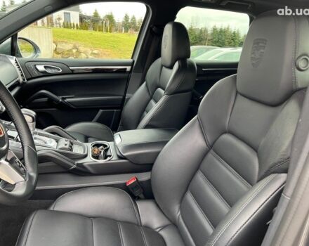Порше Cayenne, об'ємом двигуна 4.16 л та пробігом 56 тис. км за 73815 $, фото 8 на Automoto.ua