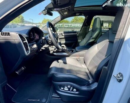 Порше Каен, объемом двигателя 4 л и пробегом 51 тыс. км за 83900 $, фото 26 на Automoto.ua