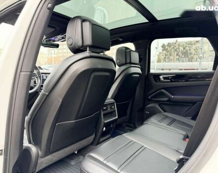Порше Cayenne, об'ємом двигуна 3 л та пробігом 90 тис. км за 49999 $, фото 28 на Automoto.ua