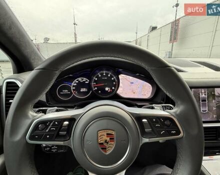 Порше Каен, объемом двигателя 2.89 л и пробегом 72 тыс. км за 64000 $, фото 48 на Automoto.ua