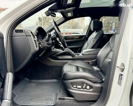 Порше Cayenne, об'ємом двигуна 3 л та пробігом 90 тис. км за 49999 $, фото 11 на Automoto.ua