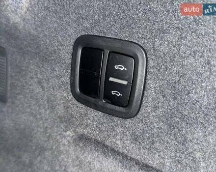 Порше Каен, объемом двигателя 2.89 л и пробегом 72 тыс. км за 64000 $, фото 26 на Automoto.ua