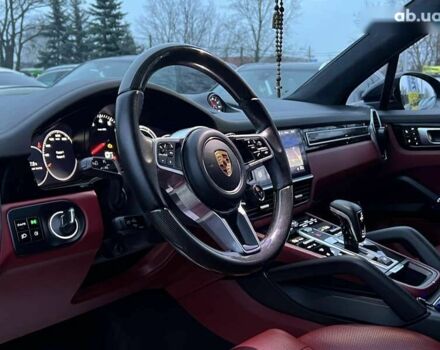 Порше Каен, объемом двигателя 3 л и пробегом 84 тыс. км за 61000 $, фото 10 на Automoto.ua