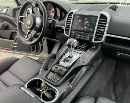 Порше Cayenne, об'ємом двигуна 4.16 л та пробігом 56 тис. км за 73815 $, фото 15 на Automoto.ua