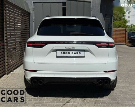 Порше Каен, объемом двигателя 3 л и пробегом 58 тыс. км за 58000 $, фото 10 на Automoto.ua