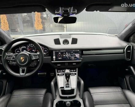 Порше Каен, объемом двигателя 4 л и пробегом 52 тыс. км за 79000 $, фото 22 на Automoto.ua