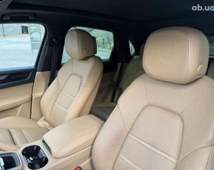 Порше Каен, объемом двигателя 3 л и пробегом 99 тыс. км за 49900 $, фото 11 на Automoto.ua