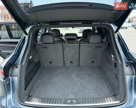 Порше Каен, объемом двигателя 2.89 л и пробегом 72 тыс. км за 64000 $, фото 24 на Automoto.ua