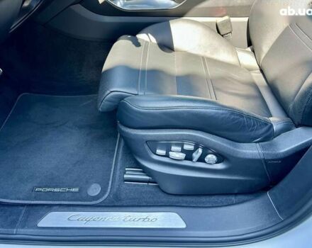 Порше Каен, объемом двигателя 4 л и пробегом 51 тыс. км за 83900 $, фото 25 на Automoto.ua