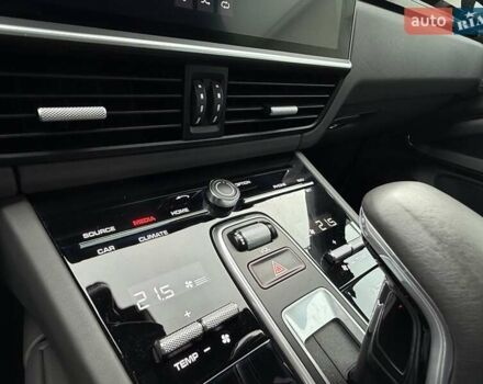 Порше Каен, объемом двигателя 2.89 л и пробегом 72 тыс. км за 64000 $, фото 43 на Automoto.ua