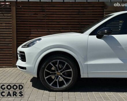 Порше Каен, объемом двигателя 3 л и пробегом 58 тыс. км за 58000 $, фото 5 на Automoto.ua