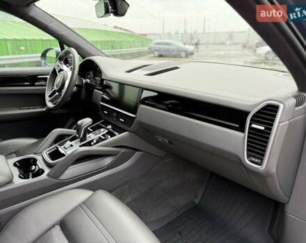 Порше Каен, объемом двигателя 2.89 л и пробегом 72 тыс. км за 64000 $, фото 38 на Automoto.ua