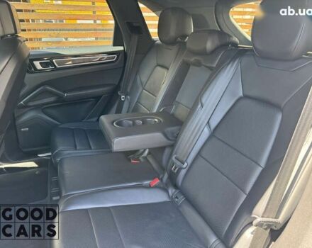 Порше Каен, объемом двигателя 3 л и пробегом 58 тыс. км за 58000 $, фото 25 на Automoto.ua