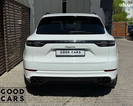 Порше Каен, объемом двигателя 3 л и пробегом 58 тыс. км за 58000 $, фото 11 на Automoto.ua