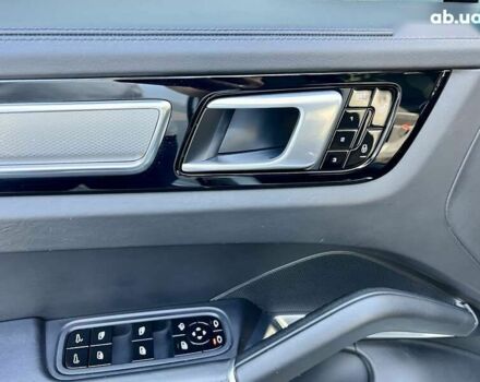 Порше Каен, объемом двигателя 4 л и пробегом 51 тыс. км за 83900 $, фото 17 на Automoto.ua