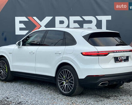 Порше Cayenne, об'ємом двигуна 3 л та пробігом 55 тис. км за 62490 $, фото 4 на Automoto.ua
