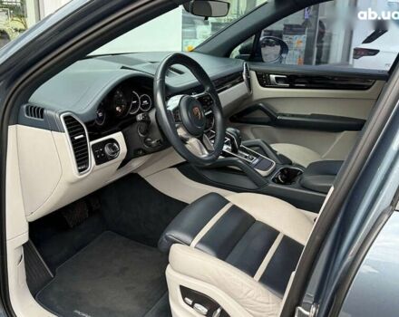 Порше Cayenne, об'ємом двигуна 3 л та пробігом 168 тис. км за 47236 $, фото 19 на Automoto.ua