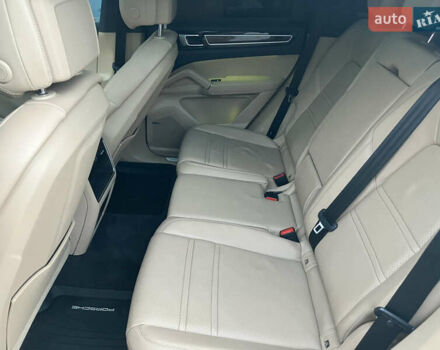Порше Cayenne, об'ємом двигуна 3 л та пробігом 55 тис. км за 62490 $, фото 10 на Automoto.ua
