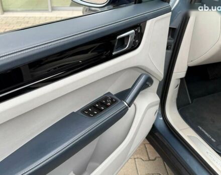 Порше Cayenne, об'ємом двигуна 3 л та пробігом 168 тис. км за 54000 $, фото 12 на Automoto.ua