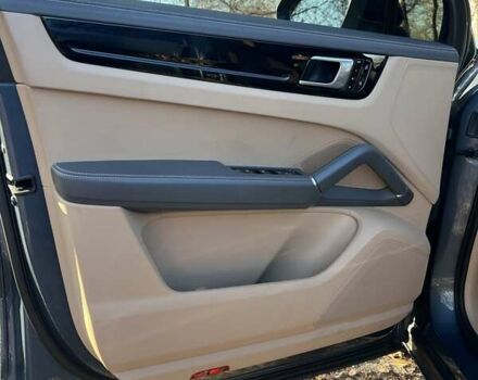 Порше Каен, объемом двигателя 3 л и пробегом 46 тыс. км за 68000 $, фото 9 на Automoto.ua