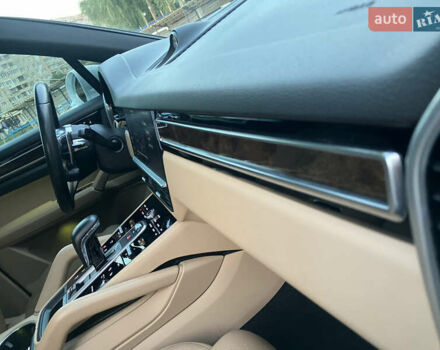 Порше Cayenne, об'ємом двигуна 3 л та пробігом 55 тис. км за 62490 $, фото 14 на Automoto.ua