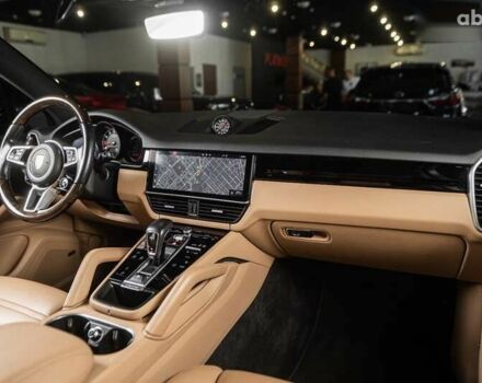 Порше Каен, объемом двигателя 3 л и пробегом 82 тыс. км за 62000 $, фото 20 на Automoto.ua