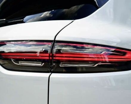 Порше Каен, объемом двигателя 4 л и пробегом 70 тыс. км за 87999 $, фото 19 на Automoto.ua