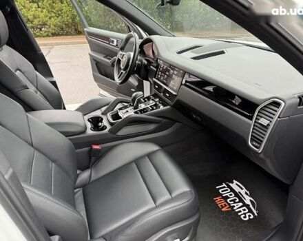 Порше Каен, объемом двигателя 3 л и пробегом 79 тыс. км за 52990 $, фото 28 на Automoto.ua