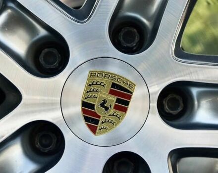 Порше Каен, объемом двигателя 4 л и пробегом 70 тыс. км за 87999 $, фото 24 на Automoto.ua