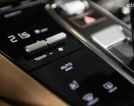 Порше Cayenne, об'ємом двигуна 3 л та пробігом 82 тис. км за 59999 $, фото 18 на Automoto.ua