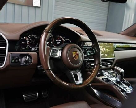 Порше Каен, объемом двигателя 4 л и пробегом 70 тыс. км за 87999 $, фото 26 на Automoto.ua