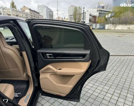 Порше Каен, объемом двигателя 3 л и пробегом 35 тыс. км за 79999 $, фото 28 на Automoto.ua