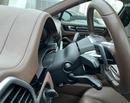 Порше Каен, объемом двигателя 3 л и пробегом 34 тыс. км за 105854 $, фото 27 на Automoto.ua