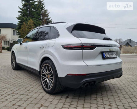 Порше Cayenne, об'ємом двигуна 3 л та пробігом 25 тис. км за 117000 $, фото 7 на Automoto.ua