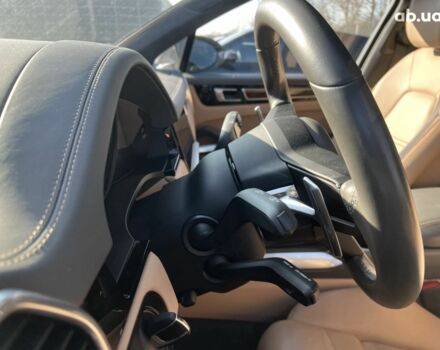Порше Каен, объемом двигателя 4 л и пробегом 20 тыс. км за 168345 $, фото 18 на Automoto.ua