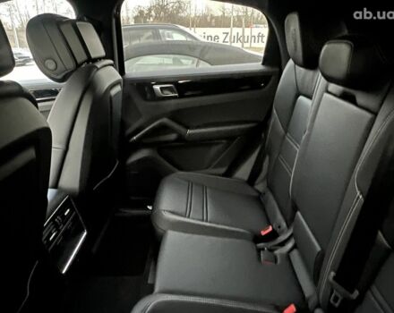 Порше Каен, объемом двигателя 3 л и пробегом 9 тыс. км за 136828 $, фото 18 на Automoto.ua