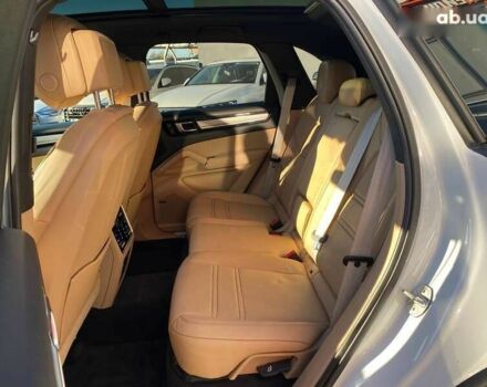 Порше Каен, объемом двигателя 2.9 л и пробегом 32 тыс. км за 83850 $, фото 21 на Automoto.ua