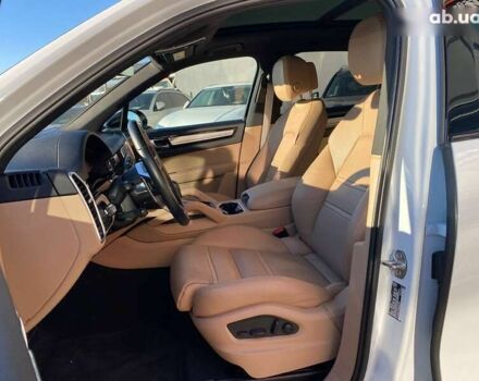 Порше Каен, объемом двигателя 2.9 л и пробегом 32 тыс. км за 83850 $, фото 19 на Automoto.ua