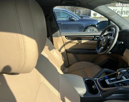 Порше Каен, объемом двигателя 4 л и пробегом 20 тыс. км за 168345 $, фото 21 на Automoto.ua