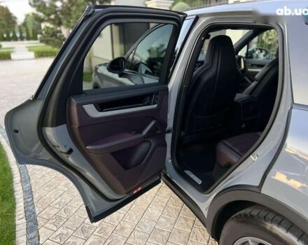 Порше Cayenne, об'ємом двигуна 3 л та пробігом 56 тис. км за 110000 $, фото 28 на Automoto.ua