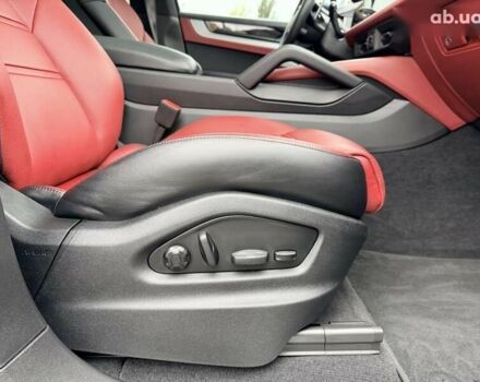 Порше Cayenne, об'ємом двигуна 3 л та пробігом 18 тис. км за 98999 $, фото 13 на Automoto.ua